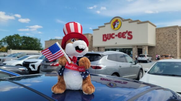 Buc-ee’s 250th Anniversary 4th of July beaver plushie